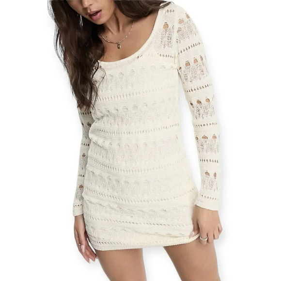 STRADIVARIUS | Vanilla | SHORT OPEN-KNIT DRESS - Picture 2 of 9